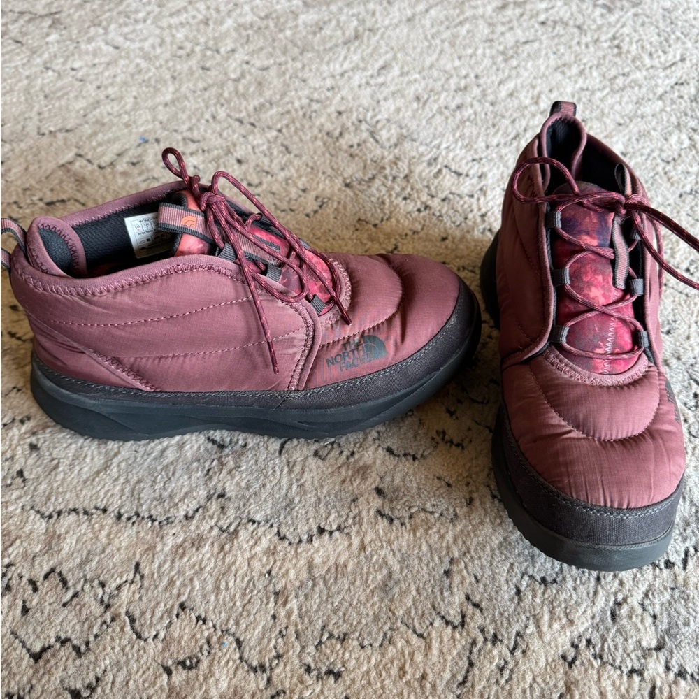 The North Face Chukka Boots Size 9 Gently Used